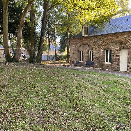 Les Gites Du Chateau Du Cedre Manneville-ès-Plains Zewnętrze zdjęcie